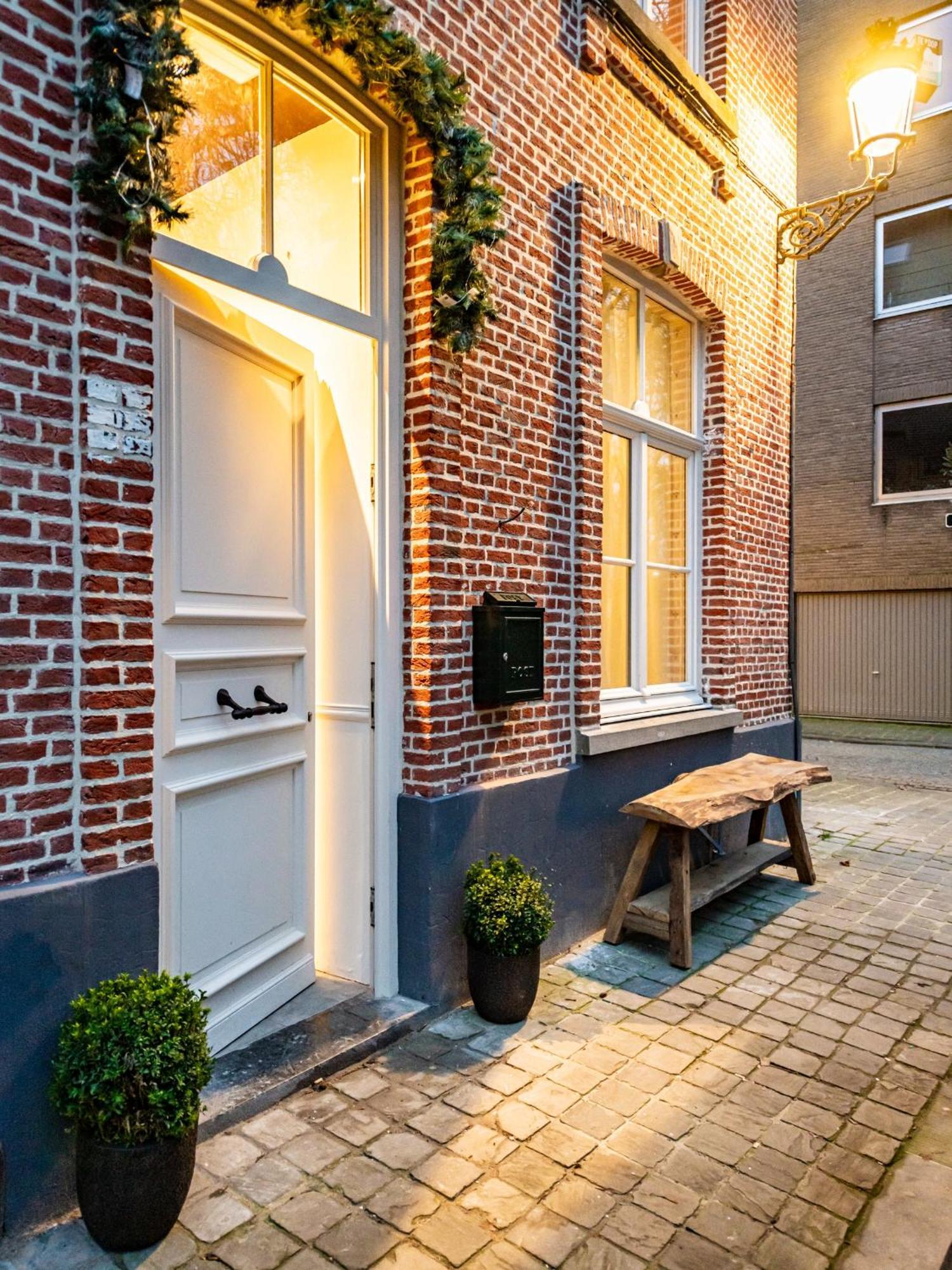 Bed & Breakfast Gezellige Romantische Kamer In Hartje Miss Marlyn *